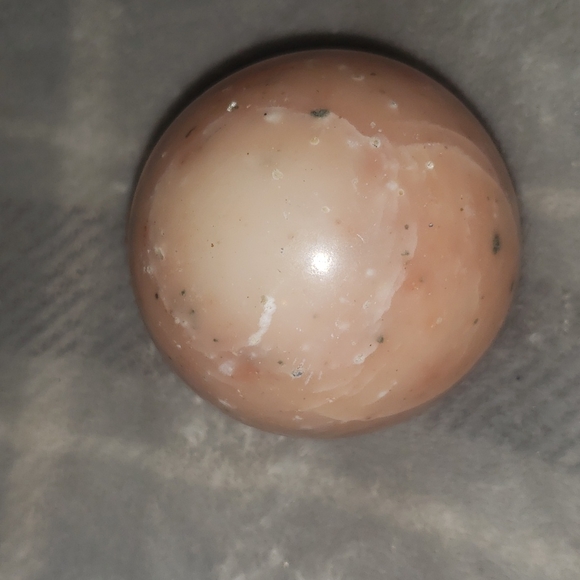 Calcite ball - Picture 2 of 2